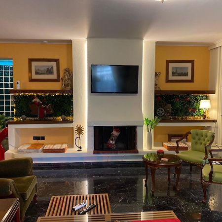 Sarakin'S Mansion Luxury Retreat Atenas Exterior foto