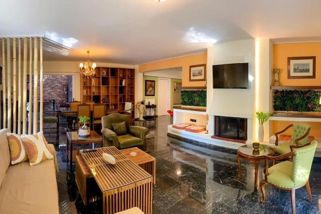 Sarakin'S Mansion Luxury Retreat Atenas Exterior foto